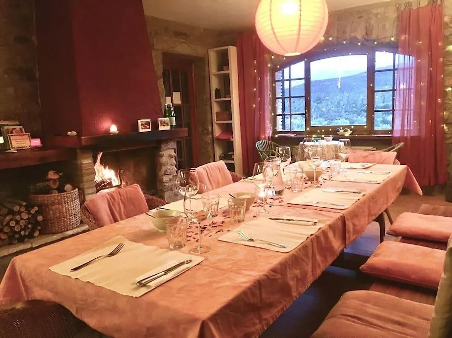 Villa Masia Mit Swimmingpool Fuer 8 Personnen Boadella i les Escaules