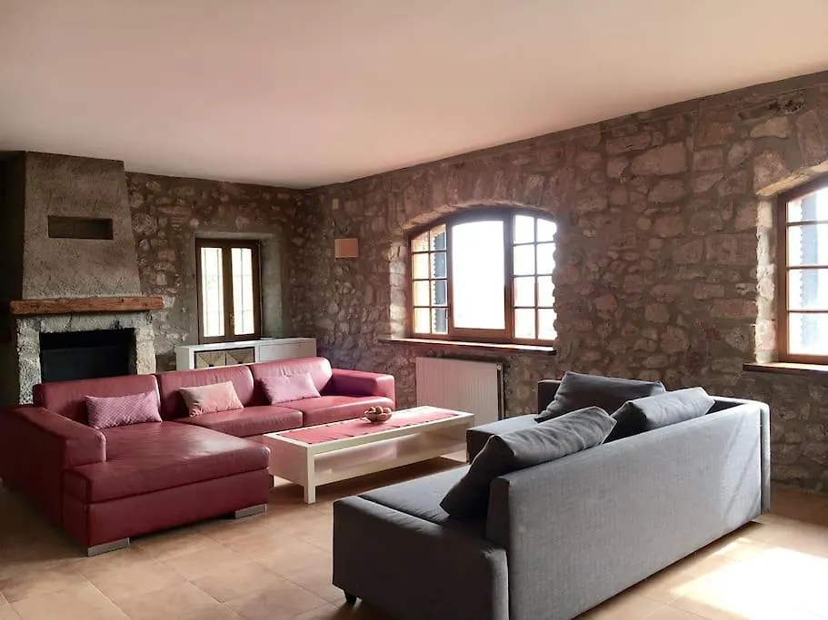 Masia Mit Swimmingpool Fuer 8 Personnen Boadella i les Escaules 0*,